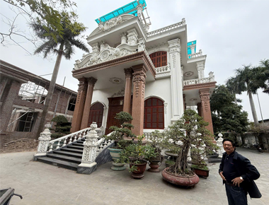 Thi công biệt thự tân cổ điển 2 tầng: Nguy nga & Bề thế