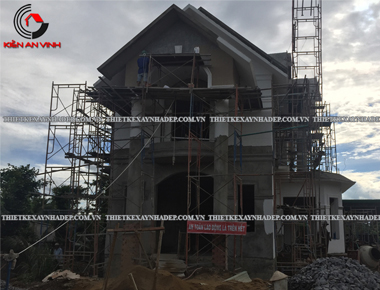 Thi công phần thô biệt thự vườn 2 tầng mái thái tân cổ điển tối giản hài hòa thiên nhiên